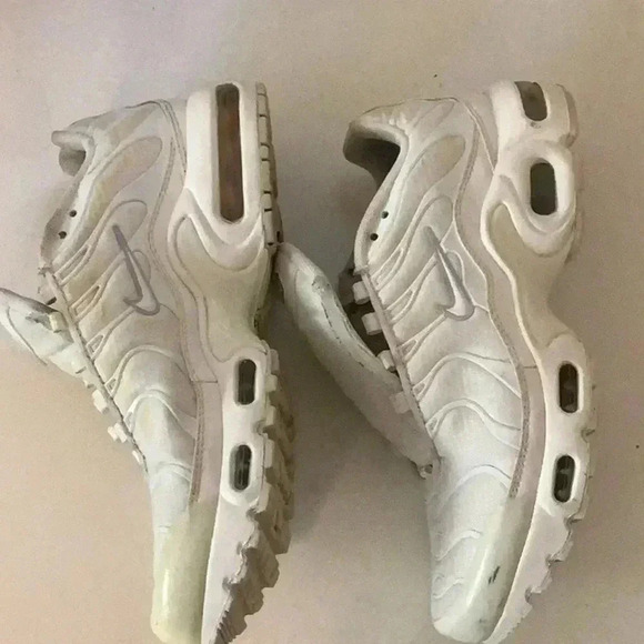 Nike Air Max Plus TN ‘Triple White’ (AJ2029 100) Shoes Size: 6.5Y Preloved - Picture 6 of 6